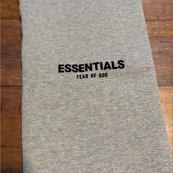 Essentials Tracksuit - Picture 5 of 5